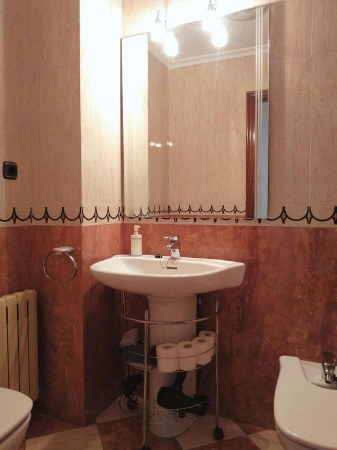 Duenas Apartment Oviedo Bagian luar foto