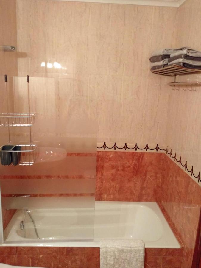 Duenas Apartment Oviedo Bagian luar foto