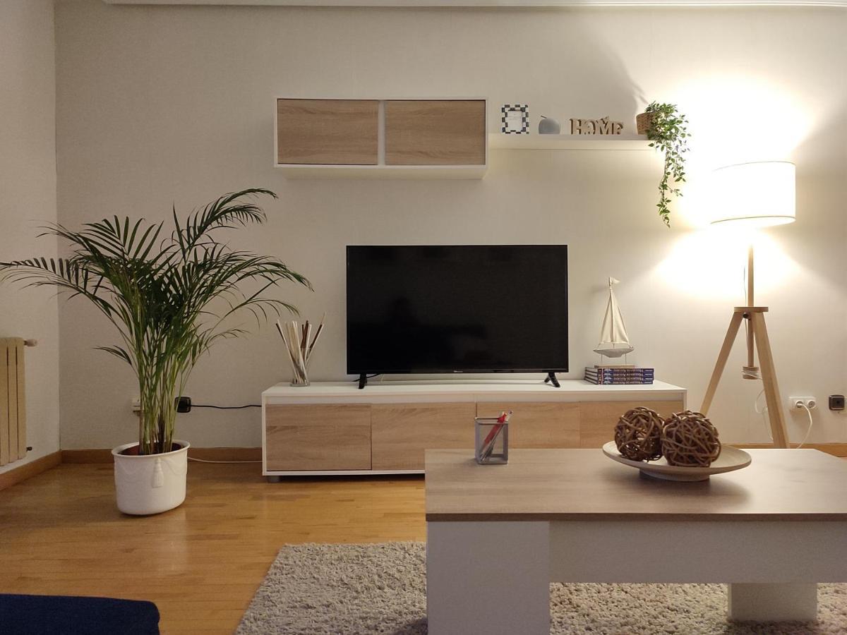 Duenas Apartment Oviedo Bagian luar foto